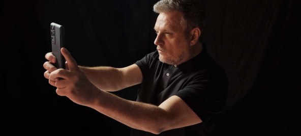 Novi Galaxy S21 Ultra okupio legende britanske umjetničke scene