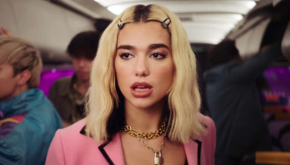 Fudbalerka, izrast... Vraćaju se beauty trendovi 90-ih