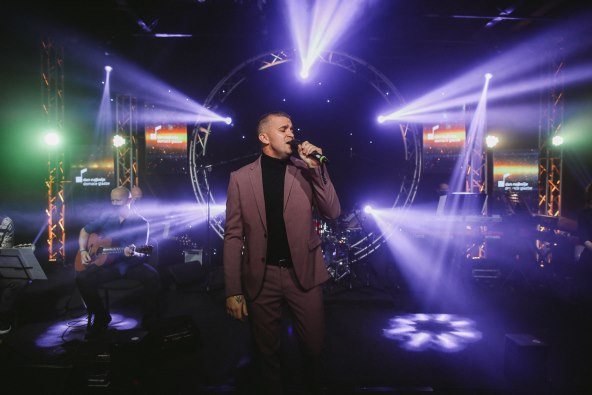 Bilo naroda: Prestižna nagrada za pjesmu godine u rukama Massima