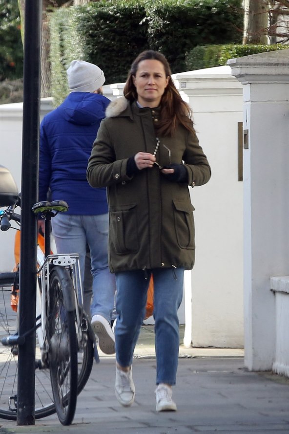 Trudna Pippa održala još jednu modnu lekciju: Ovako se odijeva za šetnju!