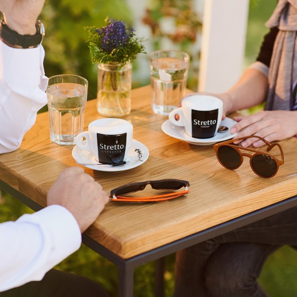 Poziv na prvu kavu nakon dugo vremena: Franck daruje potrošače i kafiće
