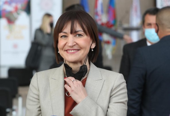 BUDUĆA GRADONAČELNICA? Kako se stilski mijenjala u zadnjih 15 godina