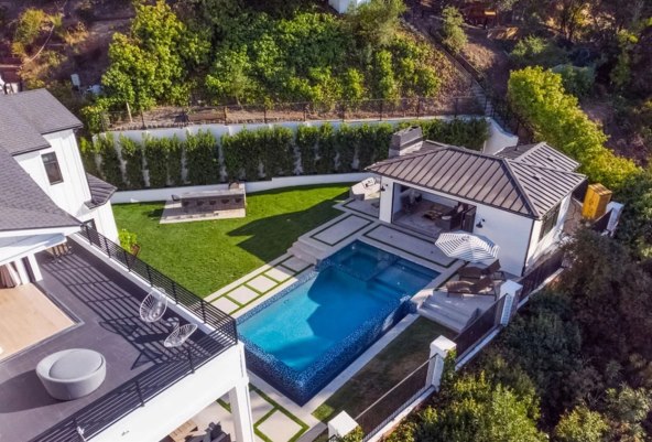 Dok ne osvojimo lutriju, Jenninu vilu od 700 kvadrata možemo samo gledati