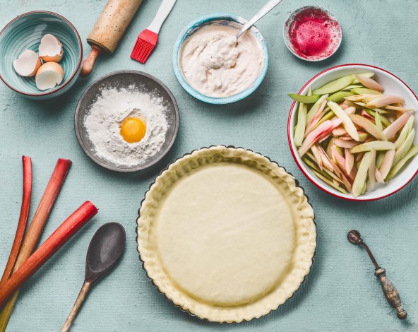 Pripremite i vi pitu s jagodama i rabarbarom