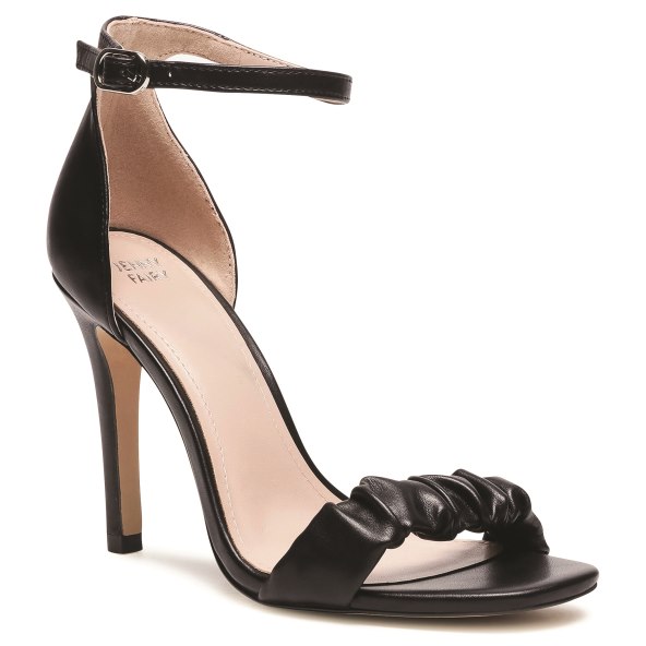 OD 100 DO 2000 KN Pronašli smo torbe i cipele za svačiji budžet