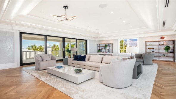 DALEKO OD KUĆICE KOJU JE IMAO U SERIJI ‘Kralj Queensa’ uopće ne živi loše!