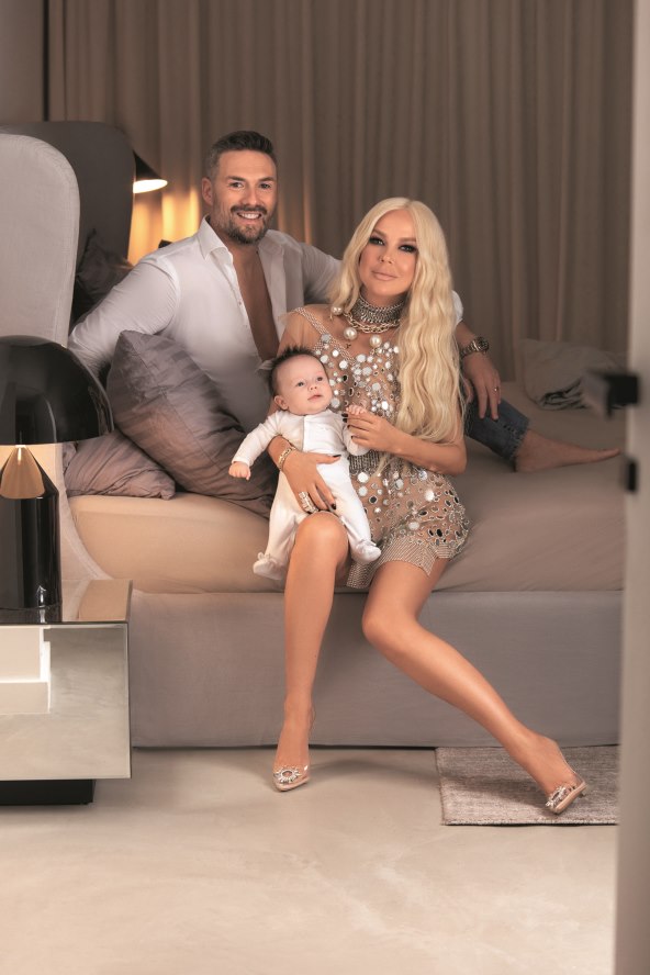 EKSKLUZIVNE FOTOGRAFIJE 'Ni baka servis nam ne treba, super smo se snašli'