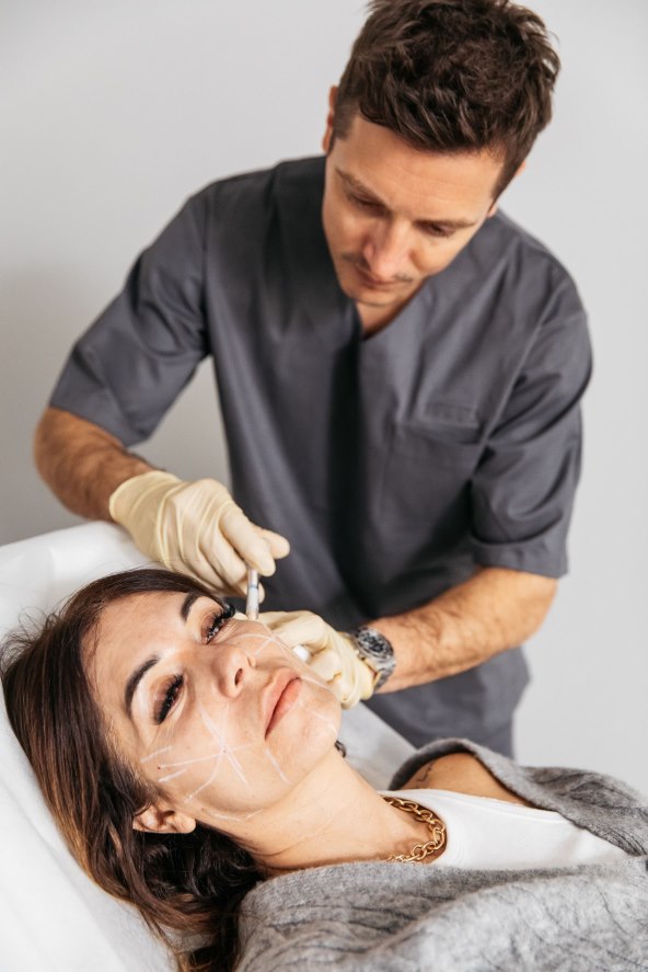 Zagrebački liječnik otkriva tajne estetske kirurgije