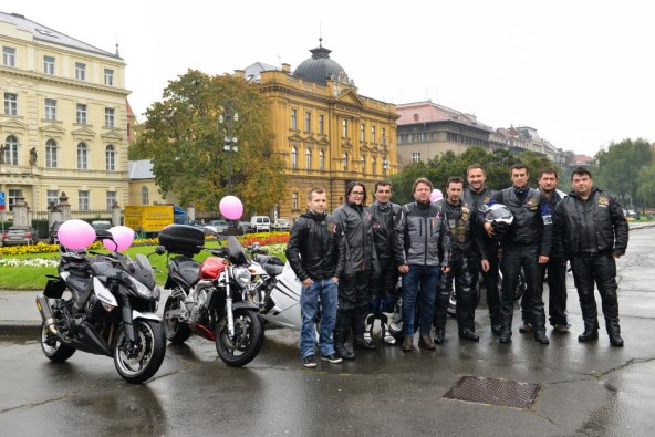 Brojni poznati na Storyjevom danu ružičaste vrpce