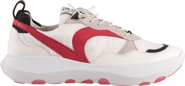 Hogl predstavlja tenisice s vizijom