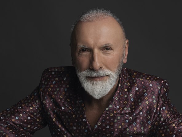 Ljubavna priča Dine Merlina