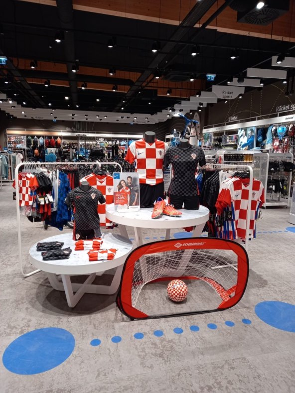 Navijajmo na najjače uz najjače dresove 