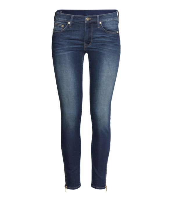 Putujte ležerno odjeveni poput Charlize Theron 