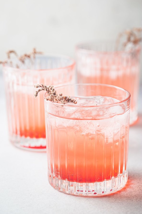 Pripremite ružičastu limunadu