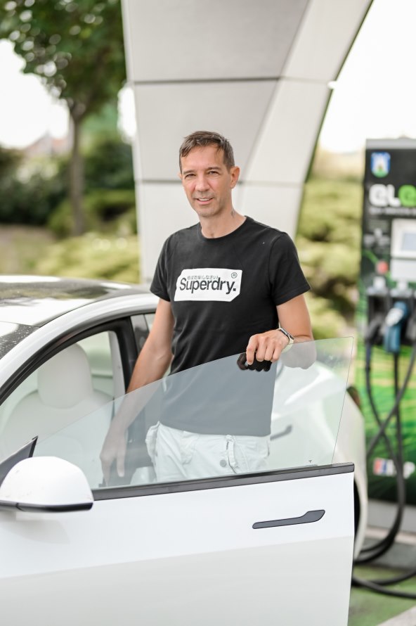 Kako 100 km prijeći s osam kuna? Hrvoje zna sve o električnim vozilima!