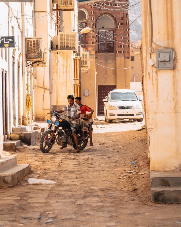 putopis kristijana iličića po jemenu