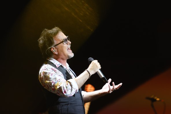 U ČAST OLIVERU Palili baklje, gledali s brodica i uživali u hitovima 