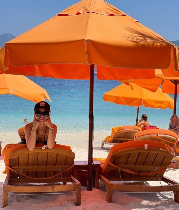 Najizazovnije poze Jelene Karleuše