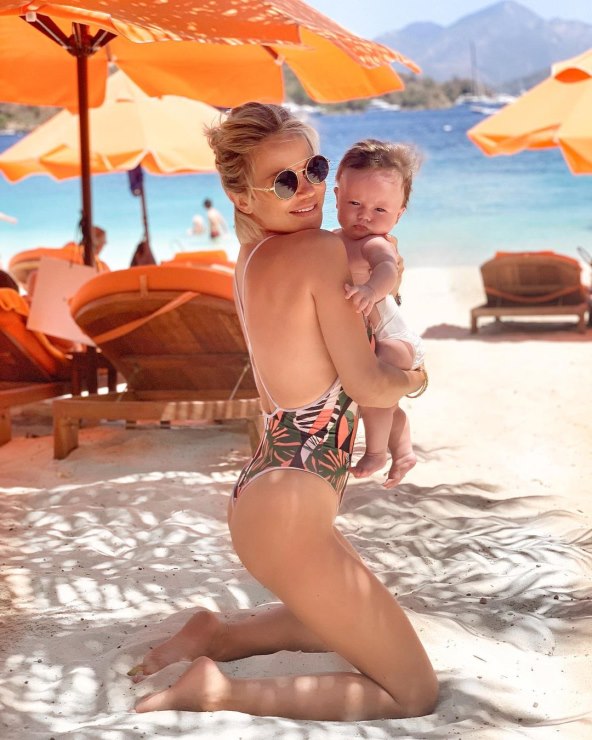 Maja Šuput s obitelji na Brijunima