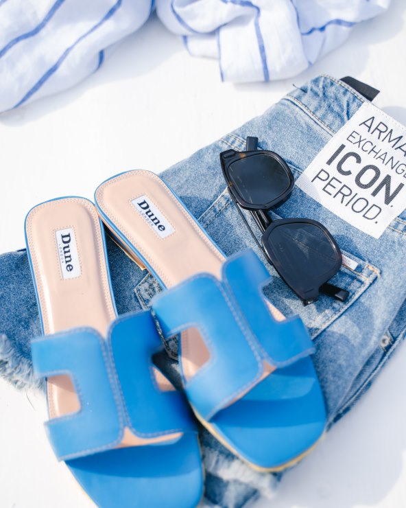 ARMANI EXCHANGE hlačice, prije 799,00 kn -60% sada 319,60 kn; OPTOTIM, Dior sunčane naočale, prije 3.021,00 kn -30% sada 2.114,70 kn; NINE WEST natikače, prije 629,00 kn -40% sada 377,40 kn