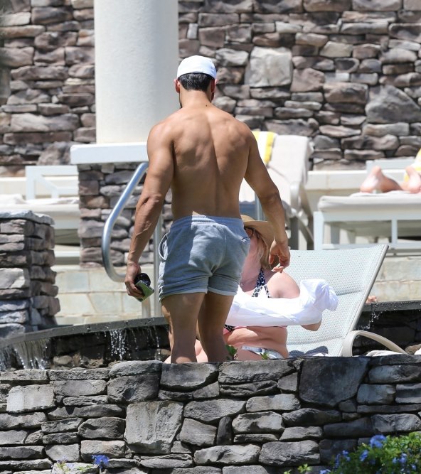 Žene uzdišu za dečkom Britney Spears