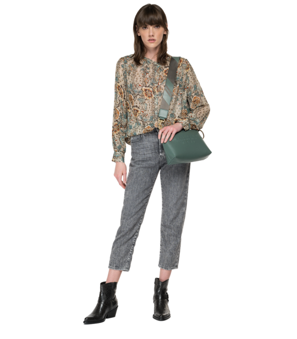 1100 kn W2323B_000_73490_010_1 (Large)