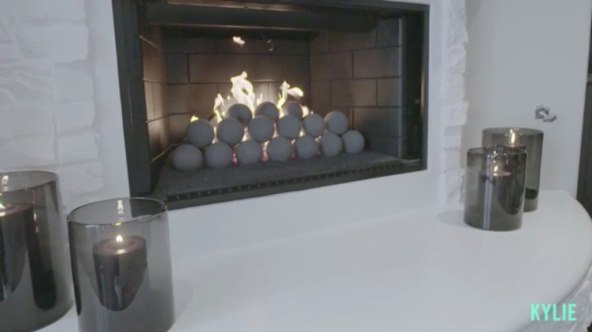 OTVORILA VRATA DOMA U ovakvoj raskoši živi 18-godišnja Kylie Jenner