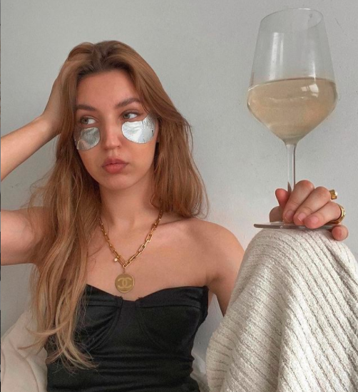 Prirodni tretman za podočnjake uz pomoć svježih listova mente