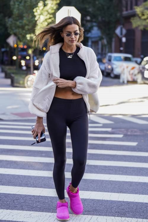 Irina Shayk na lice stavlja led