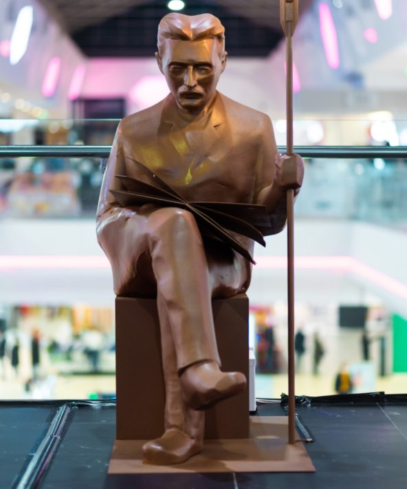 ZAVIRITE U NAJVEĆI UM SVIH VREMENA