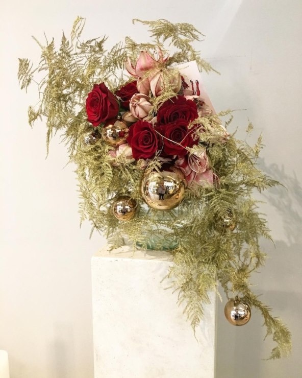 Božićni izlog Saše Šekoranje