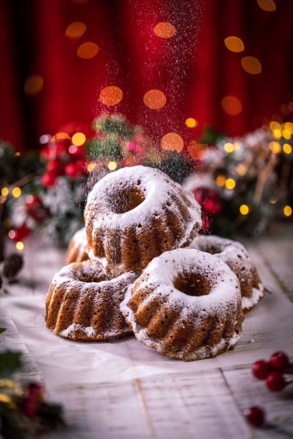 RougeXmas kuglof_ B. Haron Markičević