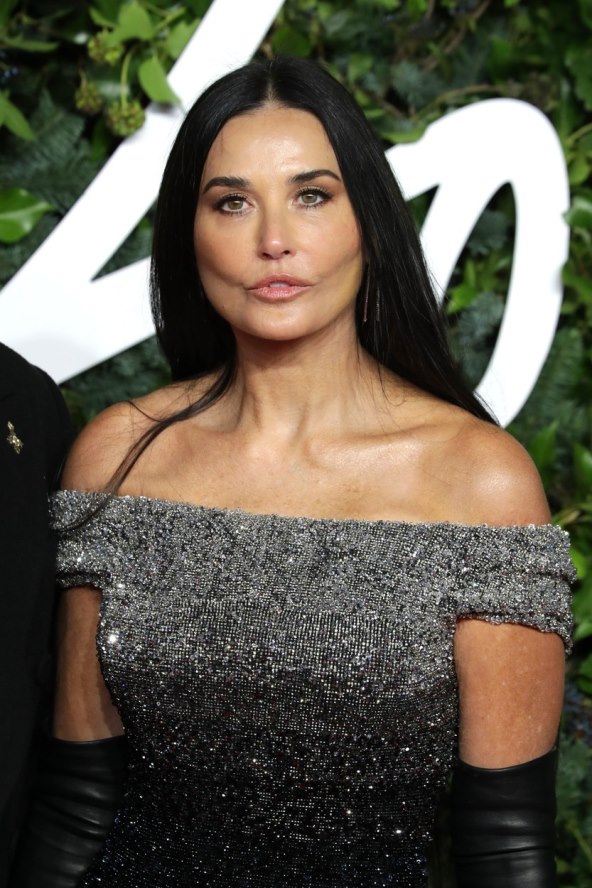 Demi Moore prestala sa estetskim zahvatima