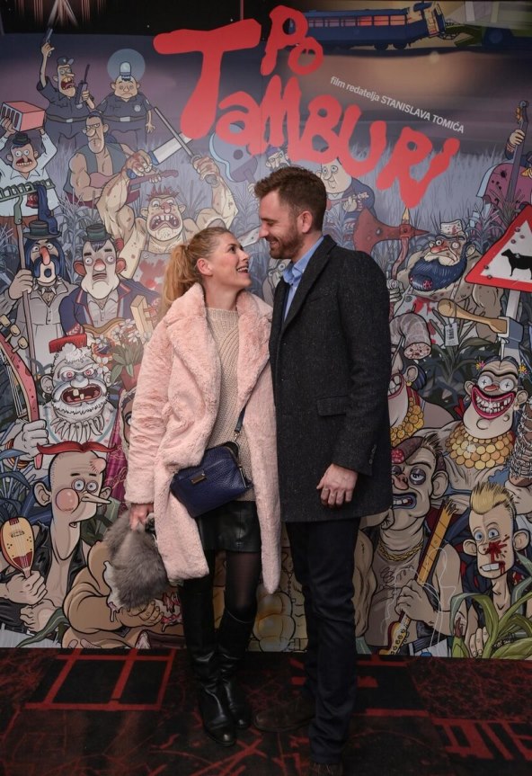 Jelena Perčin i Momčilo Otašević na premijeri filma 'Po tamburi'