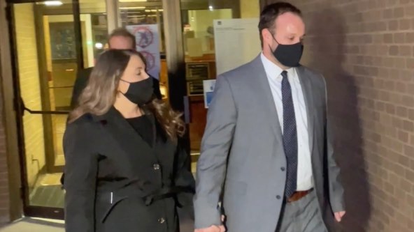 Josh Duggar je osuđen za posjedovanje i skidanje dječje pornografije.