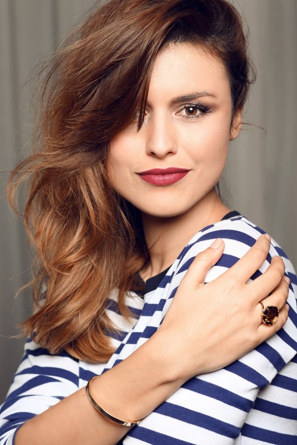 anita-dujic-veljaca-zablistala-uz-nakit-zlatarne-celje