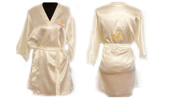 ekskluzivna-ponuda-svilenih-ogrtaca-za-vjencanje