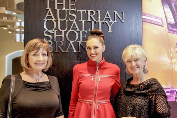 new-york-u-hogl-storeu