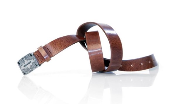 blagdanski-glamur-na-xyz-policama