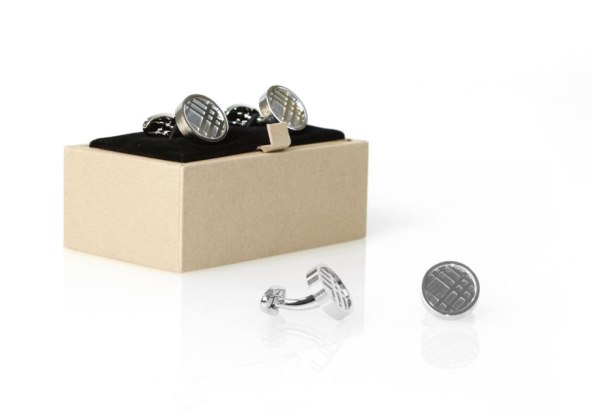 blagdanski-glamur-na-xyz-policama