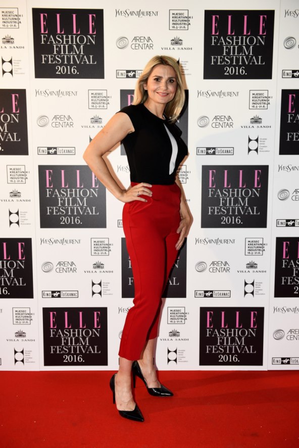 otvoren-sesti-elle-fashion-film-festival