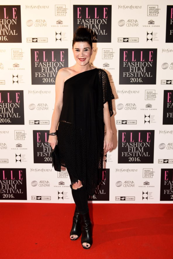 otvoren-sesti-elle-fashion-film-festival