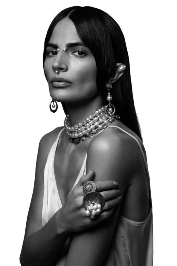 kako-se-helena-sopar-snasla-u-ulozi-visoke-svecenice