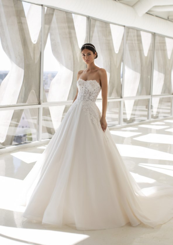 pronovias-cruise-kolekcija-2021-haljine-u-koje-smo-se-zaljubili