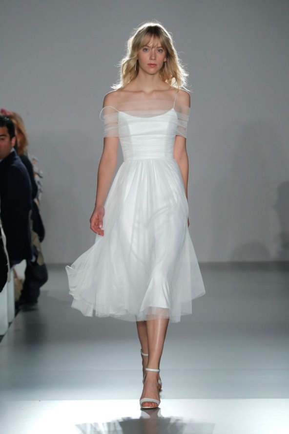 haljina-iza-ponoci-neka-bude-mini