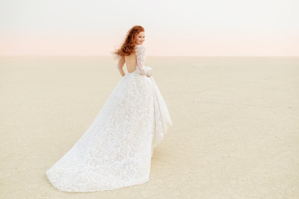 hayley-paige-pogled-u-modno-proljece-2021