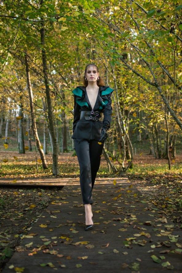 jedinstveni-virtualni-modni-spektakl-by-envy-room