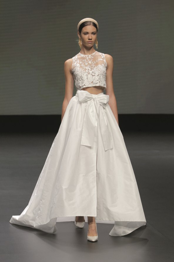 the-bigger-the-bow-the-better-the-drama-jer-nose-se-masne