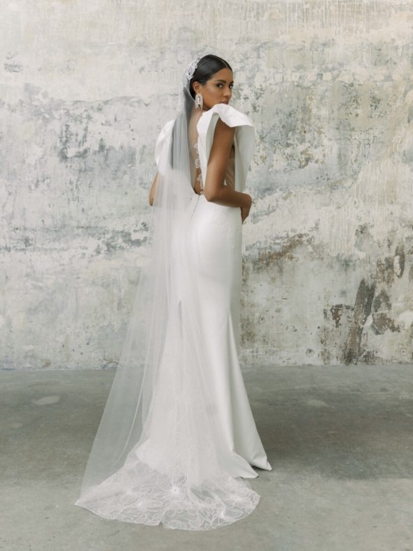 haljina-s-potpisom-rime-arodaky-koja-budi-bozicu-u-vama