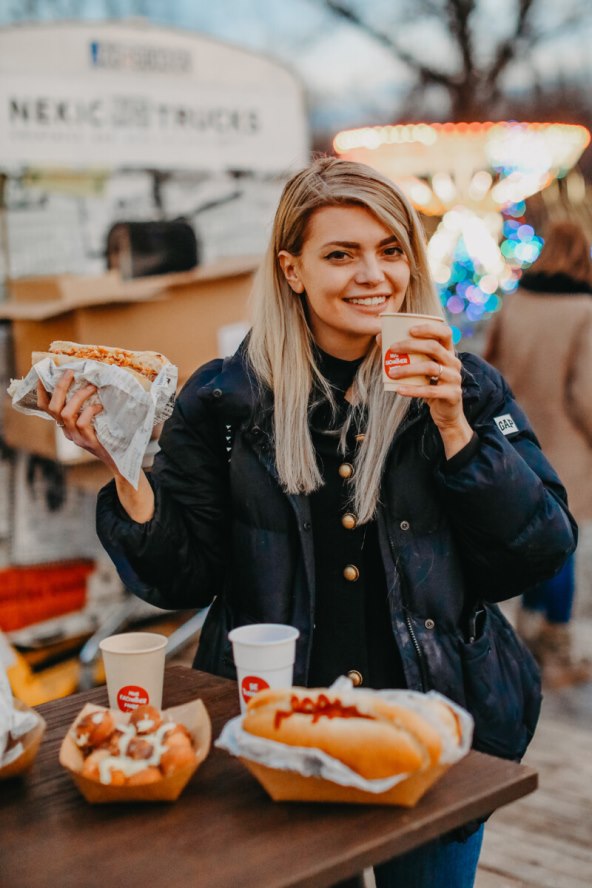 family-mall-otvorio-prvi-bozicni-grad-na-15-000-kvadrata-sa-stotinama-tisuca-lampica